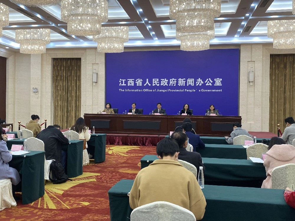 HJC黄金城动态，，，，，2024年新闻案例，，，，，售后培训服务-HJC黄金城--官网-HJC黄金城机械_掘进凿岩台车_混凝土湿喷台车_扒渣机-HJC黄金城