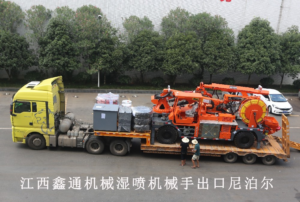 地下采矿装备，，，隧道凿岩台车，，，掘进钻车，，，地下工程设备案例-HJC黄金城--官网-HJC黄金城机械_掘进凿岩台车_混凝土湿喷台车_扒渣机-HJC黄金城