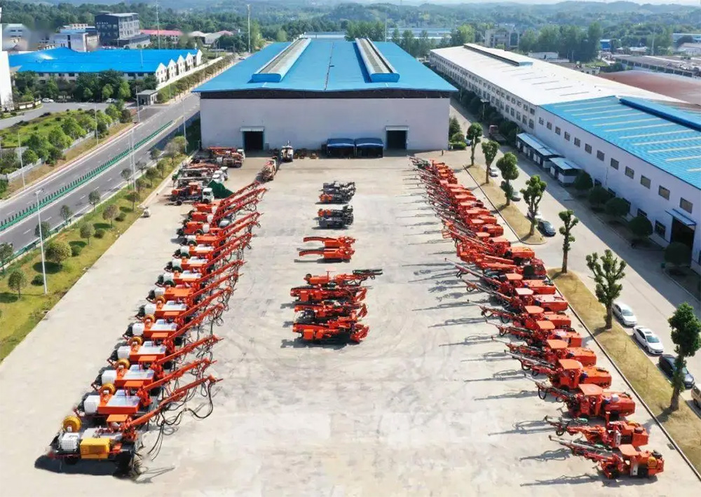 经开区“人才探企”服务专栏（第一站）｜HJC黄金城-媒体报道-HJC黄金城--官网-HJC黄金城机械_掘进凿岩台车_混凝土湿喷台车_扒渣机-HJC黄金城