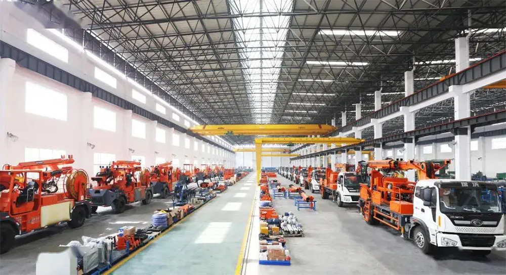 经开区“人才探企”服务专栏（第一站）｜HJC黄金城-媒体报道-HJC黄金城--官网-HJC黄金城机械_掘进凿岩台车_混凝土湿喷台车_扒渣机-HJC黄金城