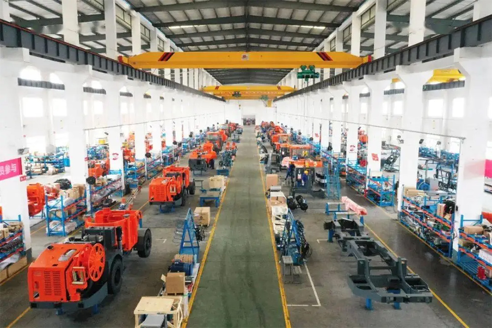 经开区“人才探企”服务专栏（第一站）｜HJC黄金城-媒体报道-HJC黄金城--官网-HJC黄金城机械_掘进凿岩台车_混凝土湿喷台车_扒渣机-HJC黄金城