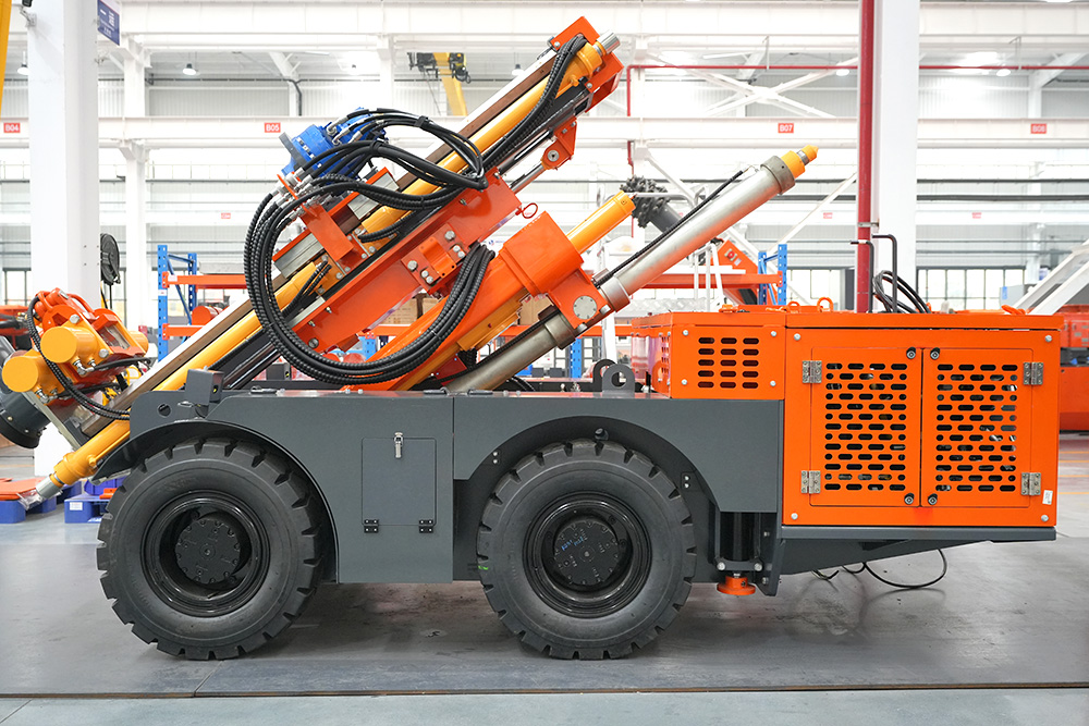 KQDT-125潜孔钻机-锚杆/锚索台车/潜孔钻机-HJC黄金城--官网-HJC黄金城机械_掘进凿岩台车_混凝土湿喷台车_扒渣机-HJC黄金城