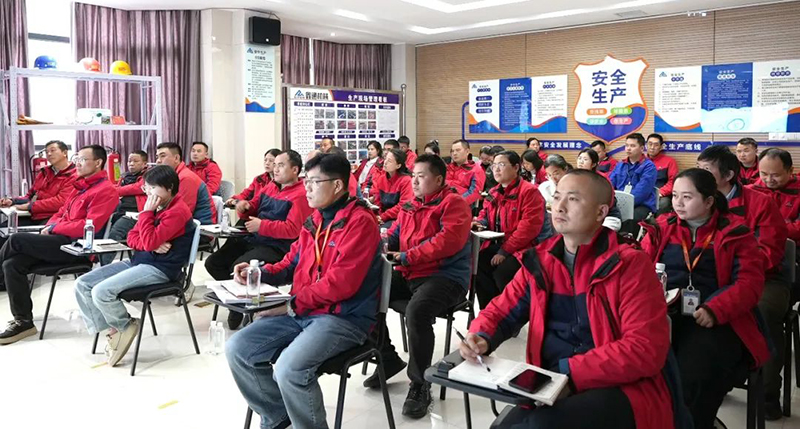 HJC黄金城动态，，2024年新闻案例，，售后培训服务-HJC黄金城--官网-HJC黄金城机械_掘进凿岩台车_混凝土湿喷台车_扒渣机-HJC黄金城