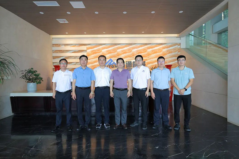 中煤矿建集团向导莅临江西HJC黄金城考察交流，，共话煤机工业升级-HJC黄金城动态-HJC黄金城--官网-HJC黄金城机械_掘进凿岩台车_混凝土湿喷台车_扒渣机-HJC黄金城