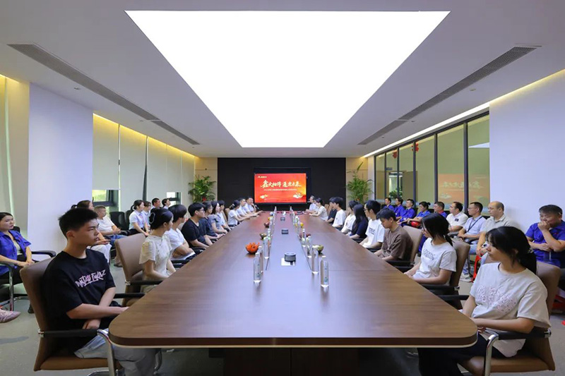 鑫火相传，，通途未来 | 江西HJC黄金城2025“金秋助学”活动圆满举行！-HJC黄金城动态-HJC黄金城--官网-HJC黄金城机械_掘进凿岩台车_混凝土湿喷台车_扒渣机-HJC黄金城