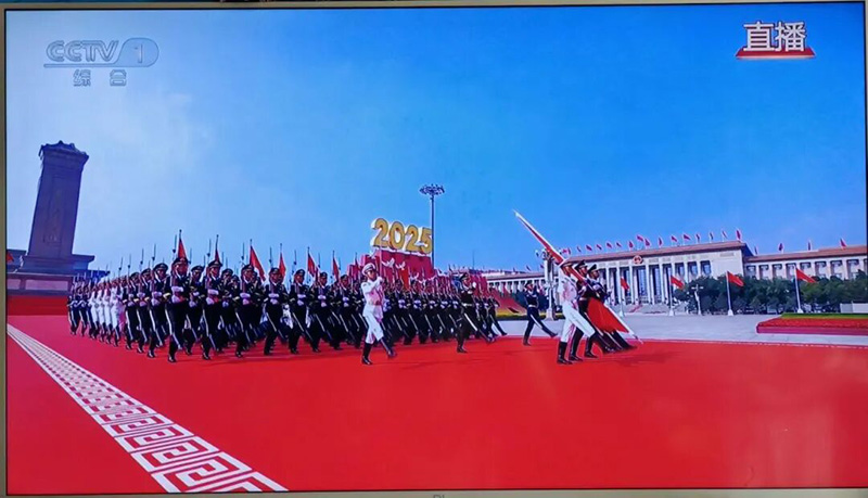 致敬强国荣光，，凝聚企业继续|江西HJC黄金城党支部组织整体寓目抗战胜利80周年阅兵仪式-HJC黄金城动态-HJC黄金城--官网-HJC黄金城机械_掘进凿岩台车_混凝土湿喷台车_扒渣机-HJC黄金城