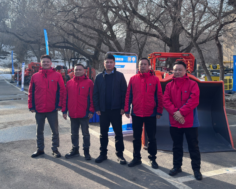 HJC黄金城动态，，，2024年新闻案例，，，售后培训服务-HJC黄金城--官网-HJC黄金城机械_掘进凿岩台车_混凝土湿喷台车_扒渣机-HJC黄金城